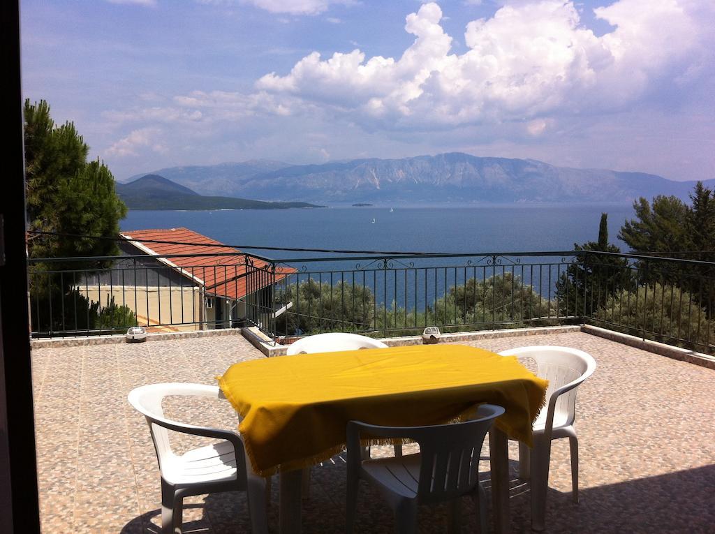 Hotel Georgia Nikiana Habitación foto